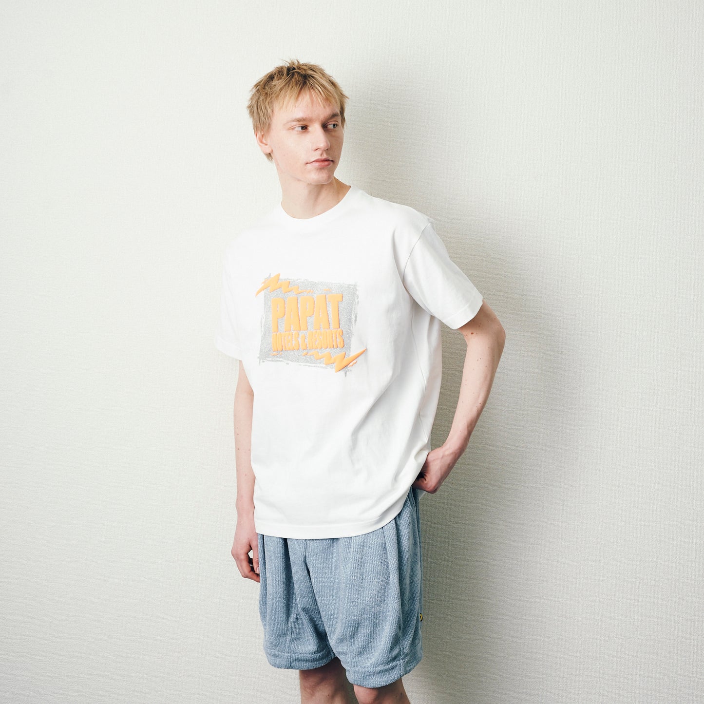 LOGO FOAMING PRINT S/S TEE