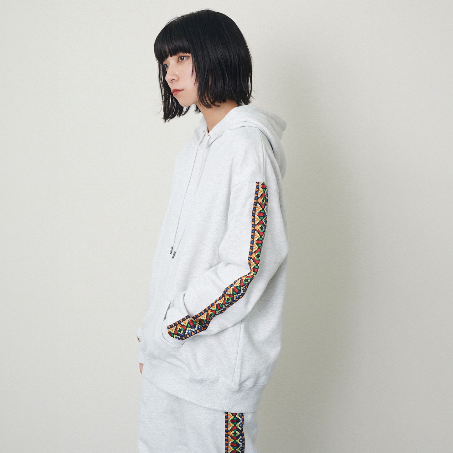 PAPAT SIDE TAPE HOODIE