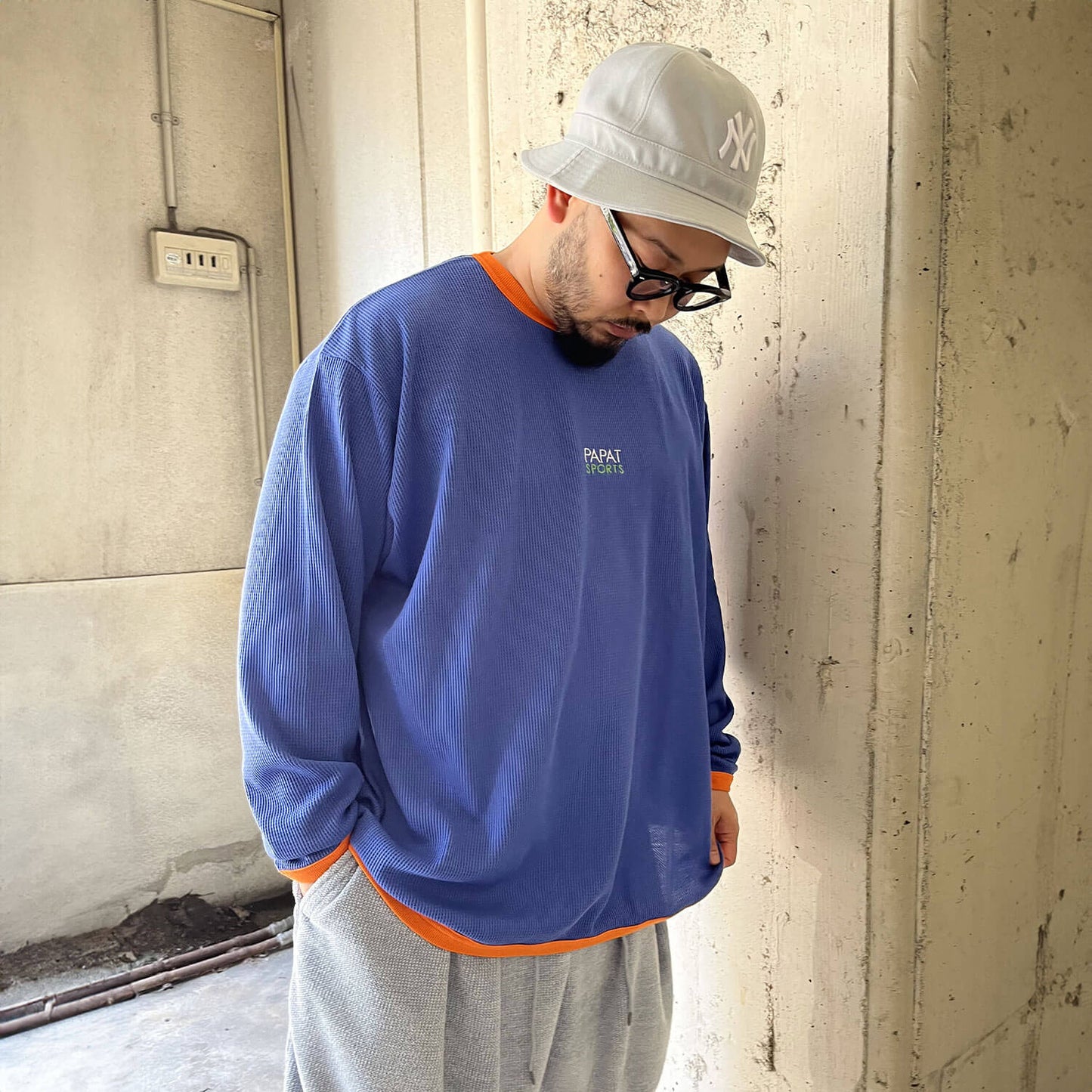 PIPING COLOR THERMAL L/S TEE