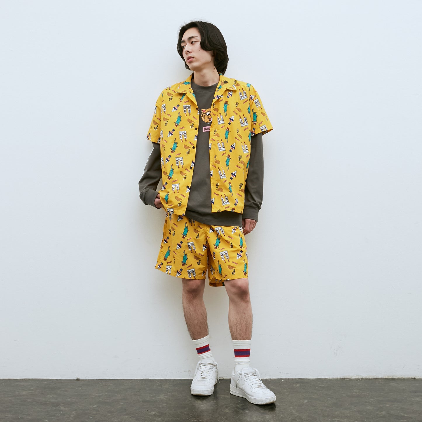 WORLD HERITAGE PATTERN SHORTS